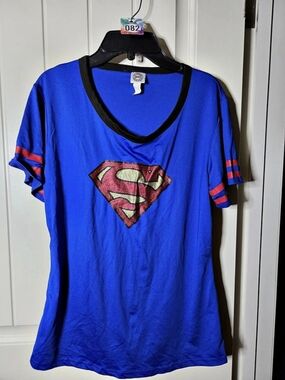 DC Comics Supergirl T-Shirt For Halloween